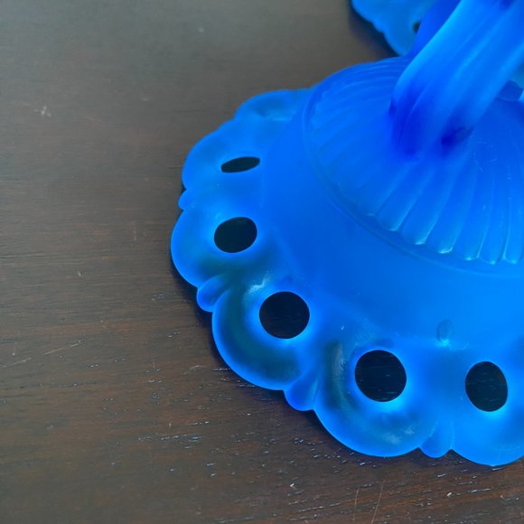 Vintage Westmoreland Elegant Glass Blue Satin Mist Doric Open Lace Console Set - Picture 16 of 16